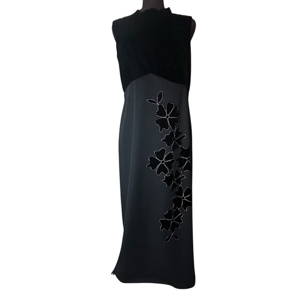 Black Vintage Union Long Full Length Floral Flower Dress Embroidery Velvet 60s - Picture 1 of 16